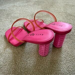 Katy Perry Collections Vibrant Pink Hair Curler Roller Heels 7.5